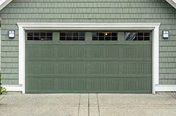 Expert Garage Doors Service Solon, OH 440-467-1541 - residential-side